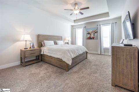 205 Noble St, Greer, SC 29651 photo 5