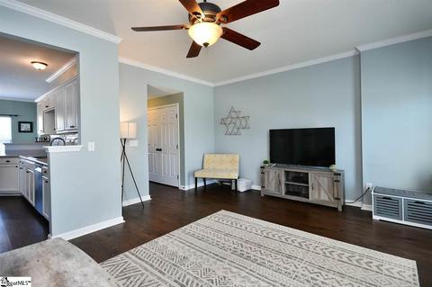 42 Spring Crossing Cir, Greer, SC 29650 photo 7