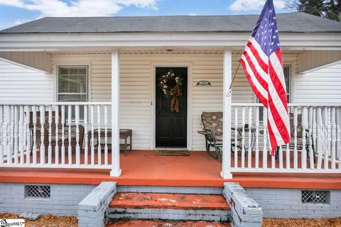 13 7th St, Greer, SC 29651 photo 2