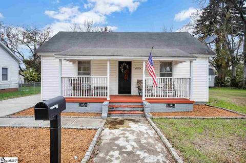 13 7th St, Greer, SC 29651 photo 4