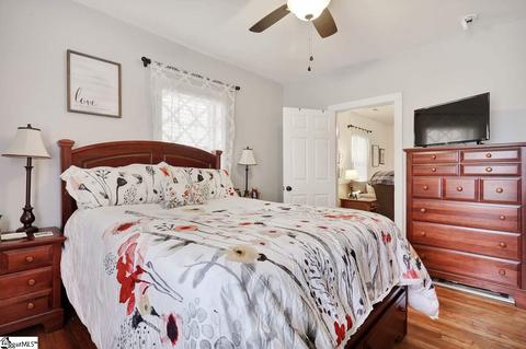 13 7th St, Greer, SC 29651 photo 26