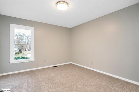 104 Paddock Ct, Greer, SC 29650 photo 17