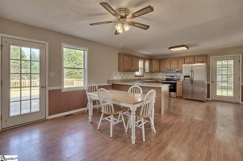231 Lewis Rd, Williamston, SC 29697 photo 4