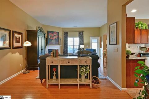 501 Middleshare Dr, Mauldin, SC 29662 photo 5