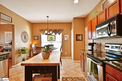 501 Middleshare Dr, Mauldin, SC 29662 photo 7