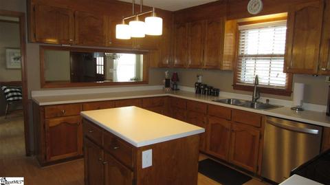 100 Lytle Ct, Greer, SC 29650 photo 4