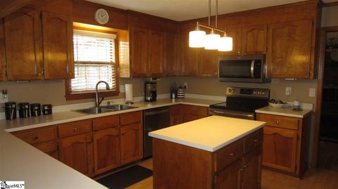 100 Lytle Ct, Greer, SC 29650 photo 3