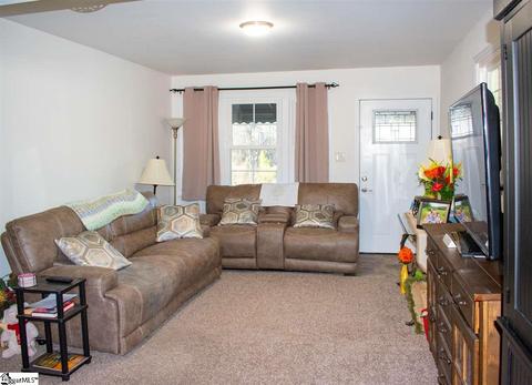 13 Shaw Dr, Williamston, SC 29697 photo 2