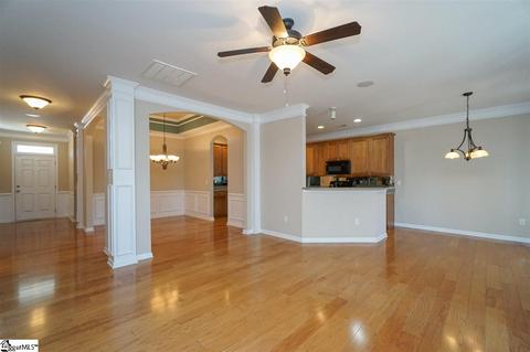 2 Tralee Ln, Greer, SC 29650 photo 3