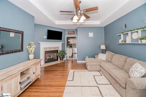 8 Four Leaf Ct, Pelzer, SC 29669 photo 2