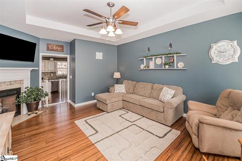 8 Four Leaf Ct, Pelzer, SC 29669 photo 5
