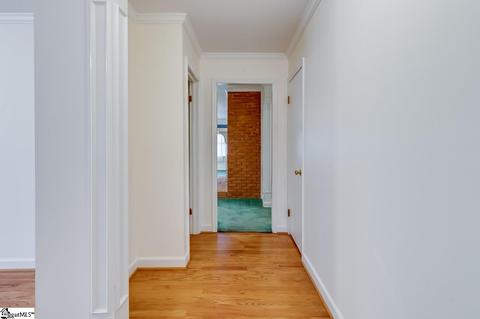 8 Circle Dr, Mauldin, SC 29662 photo 6