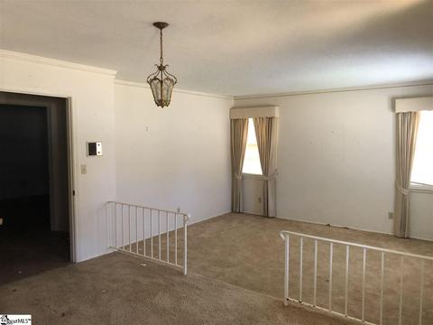 413 Brown Rd, Anderson, SC 29621 photo 4