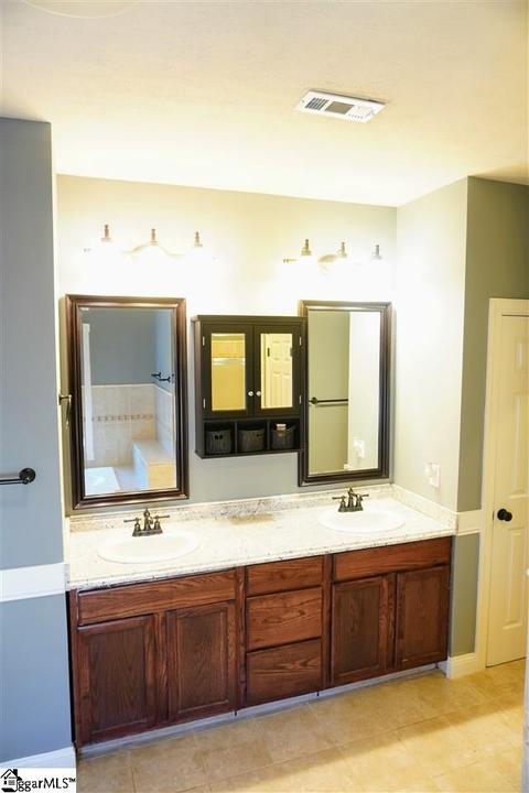 115 Brecken Ct, Easley, SC 29642 photo 20