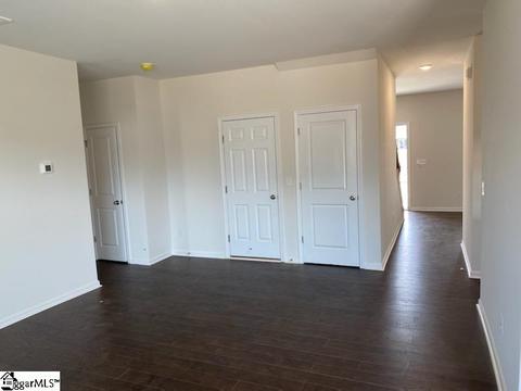 23 Corbel Dr, Greer, SC 29650 photo 2