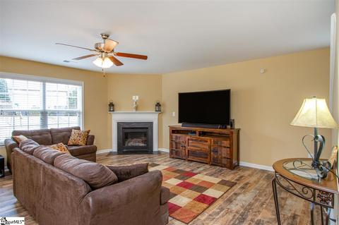 255 Harlequin Dr, Moore, SC 29369 photo 2