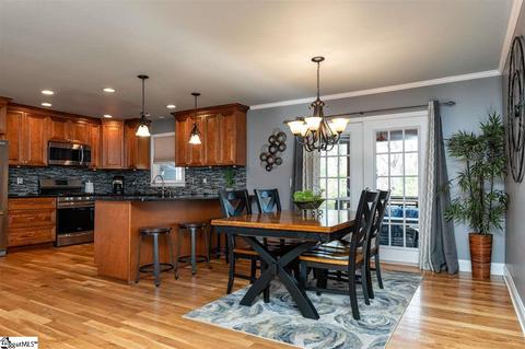 100 Browning Dr, Greer, SC 29650 photo 7