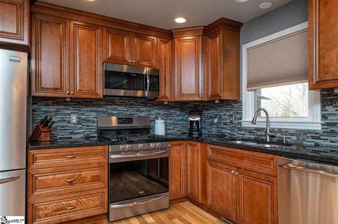 100 Browning Dr, Greer, SC 29650 photo 11