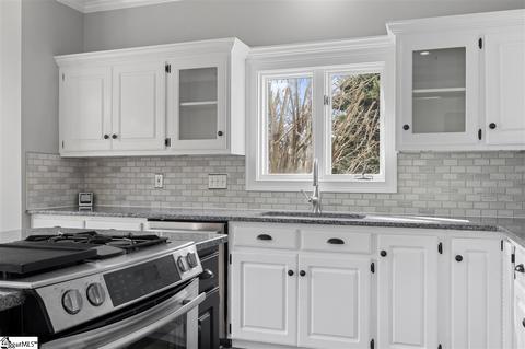 609 Abbey Rd, Easley, SC 29642 photo 6
