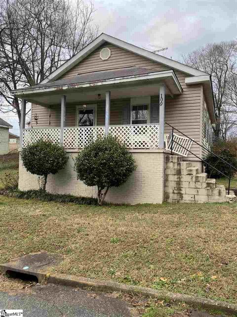 100 Dunklin St, Easley, SC 29640 photo 1