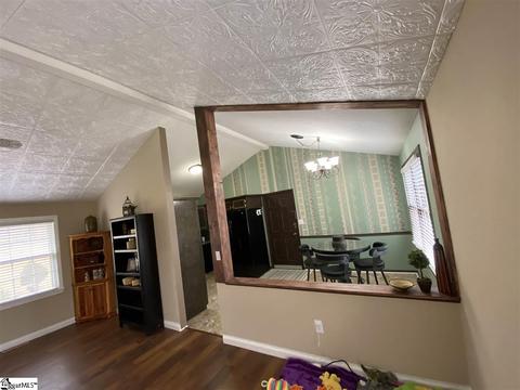 602 Westchester Rd, Easley, SC 29640 photo 3