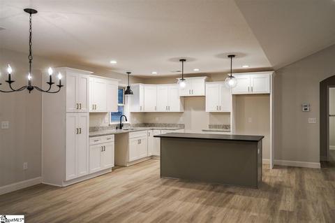 111 Pine Ridge Rd, Lyman, SC 29365 photo 5