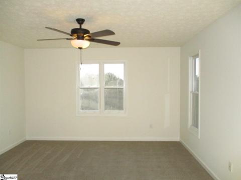 202 Katie Ln, Easley, SC 29640 photo 9