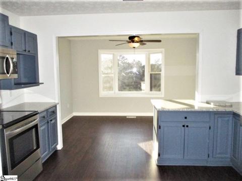 202 Katie Ln, Easley, SC 29640 photo 5