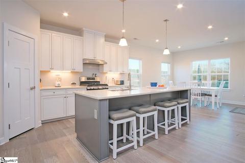 232 Edwin Ellis Dr, Greer, SC 29651 photo 8