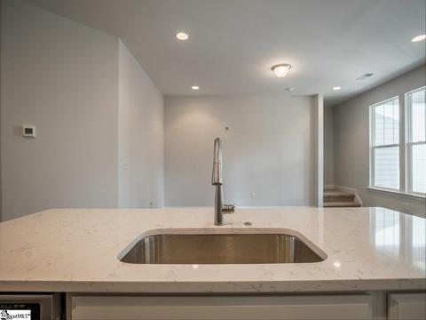 211 Wrightwood Ln, Greer, SC 29650 photo 7