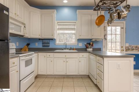 111 Ginger Ln, Easley, SC 29642 photo 8