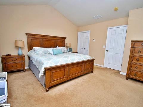 3 Captains Ct, Greer, SC 29650 photo 9