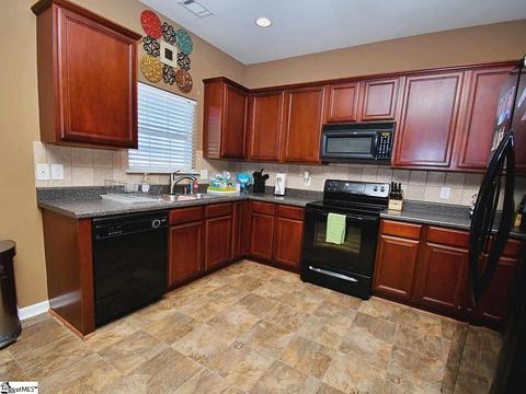 3 Captains Ct, Greer, SC 29650 photo 5