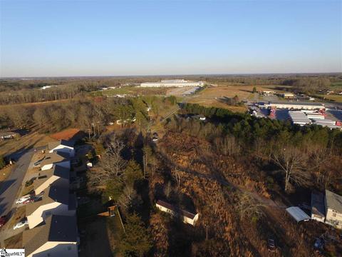 500 Snow Rd, Greer, SC 29651 photo 4