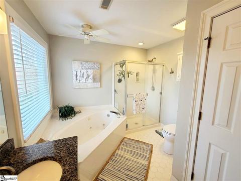 16 Briarpark Dr, Greer, SC 29651 photo 13