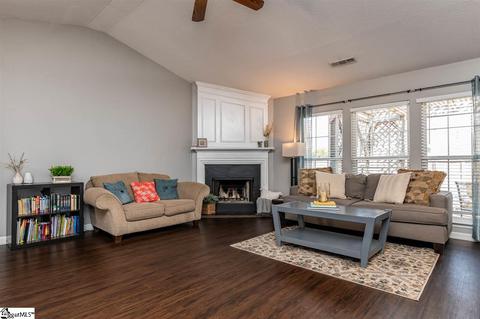 9 Brunner Ct, Greer, SC 29650 photo 3