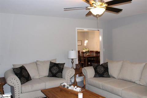412 Windham Ln, Easley, SC 29642 photo 3