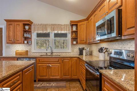 250 Courtney Street Ext, Pelzer, SC 29669 photo 9