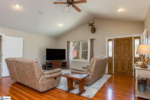 250 Courtney Street Ext, Pelzer, SC 29669 photo 7