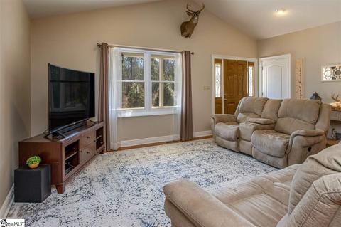 250 Courtney Street Ext, Pelzer, SC 29669 photo 6