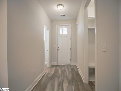 213 Wrightwood Ln, Greer, SC 29650 photo 3