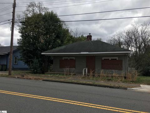 358 E Floyd Baker Blvd, Gaffney, SC 29341 photo 1