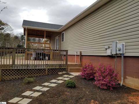 230 Alex Dr, Easley, SC 29640 photo 9