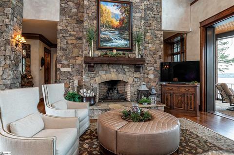 208 Deep Cove Pt, Sunset, SC 29685 photo 4