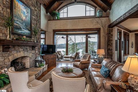 208 Deep Cove Pt, Sunset, SC 29685 photo 3