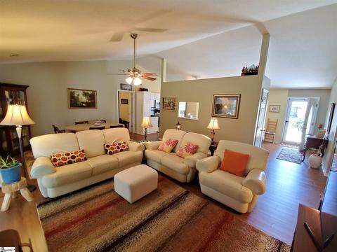 113 Teal Dr, Easley, SC 29642 photo 10