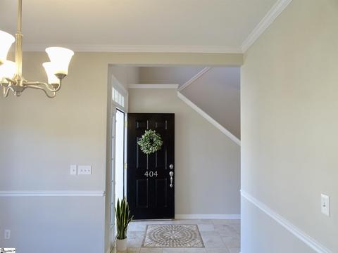 404 Middleshare Dr, Mauldin, SC 29662 photo 3