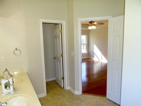 404 Middleshare Dr, Mauldin, SC 29662 photo 19