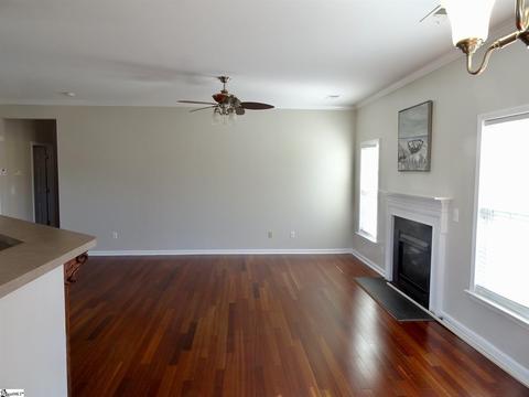 404 Middleshare Dr, Mauldin, SC 29662 photo 9