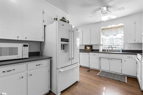 113 Wolfe Rd, Greer, SC 29650 photo 9